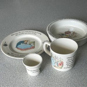 White Wedgewood 4pc Peter Pan dinner set